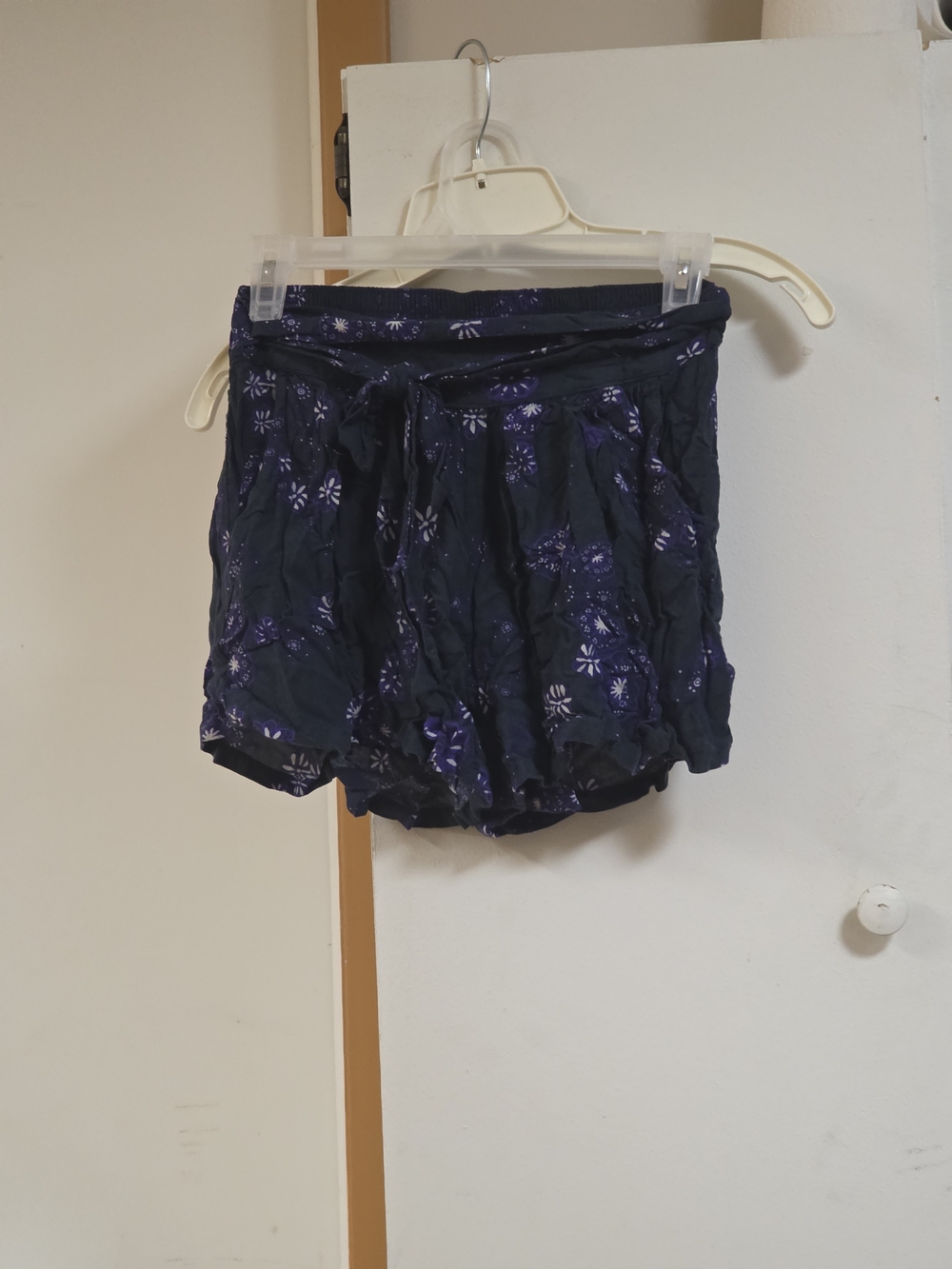 Mudd Navy Blue Floral Tie-Waist Shorts